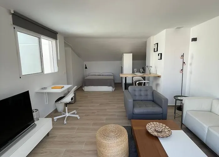 Then A Loft * Godella